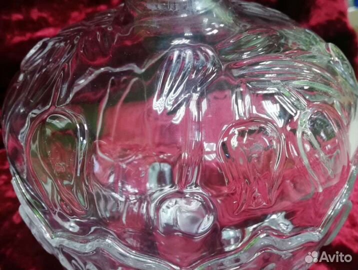 Стеклянная вазочка конфетница 