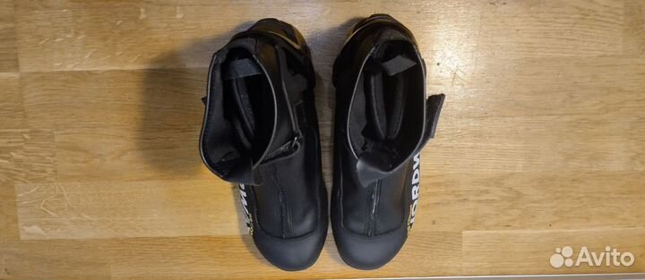 Лыжные беговые ботинки Nordway RS Combi NNN