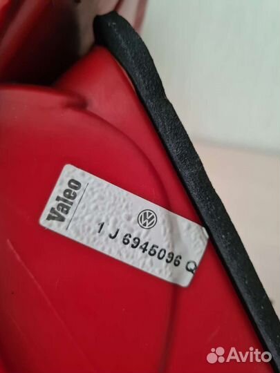 Задний фонарь volkswagen golf