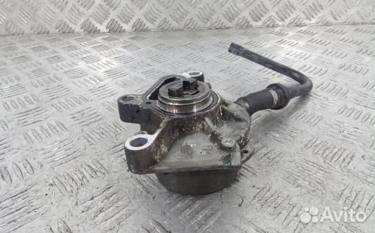 Насос вакуумный volkswagen bora 1 (UBE07KX01)