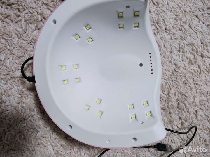 Лампа для ногтей