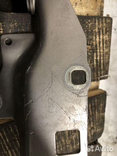 Петля капота правая Land Rover Discovery V (L462)