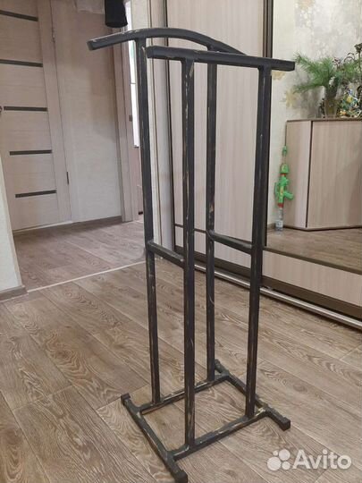 Вешалка напольная слуга