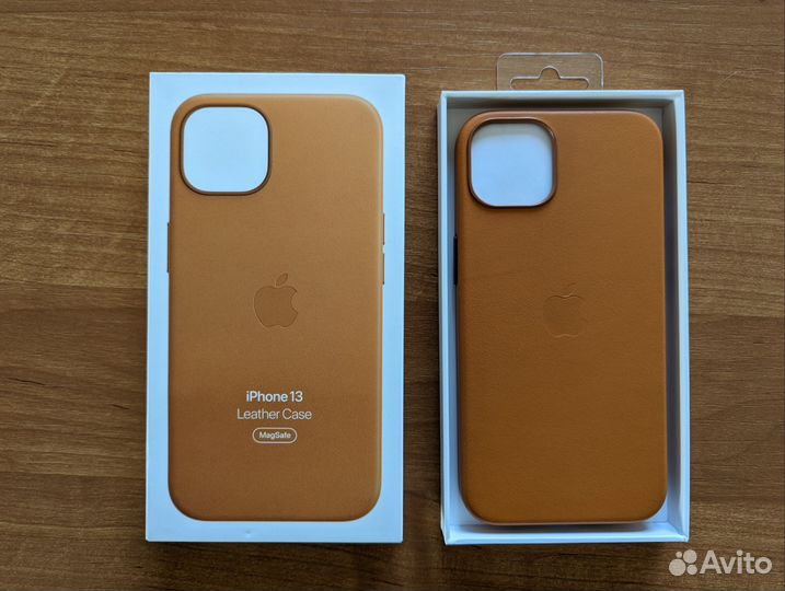 Чехол Apple Leather Case iPhone 13