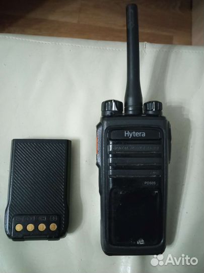 Рация Hytera PD-505