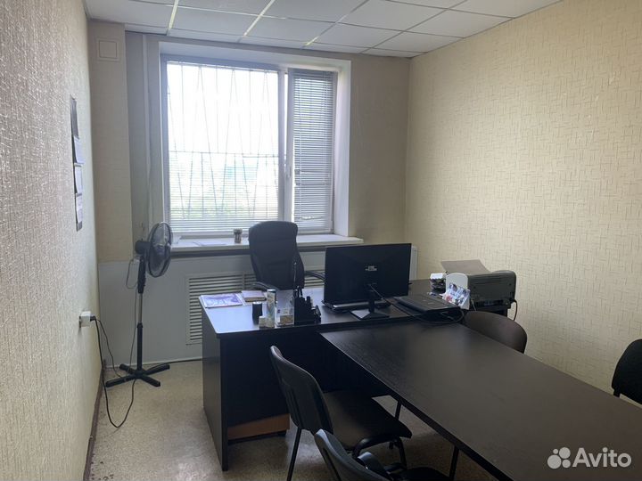 Продам комплект офисной мебели для руководителя