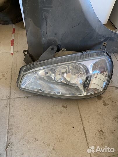 Передняя левая фара LADA калина 1