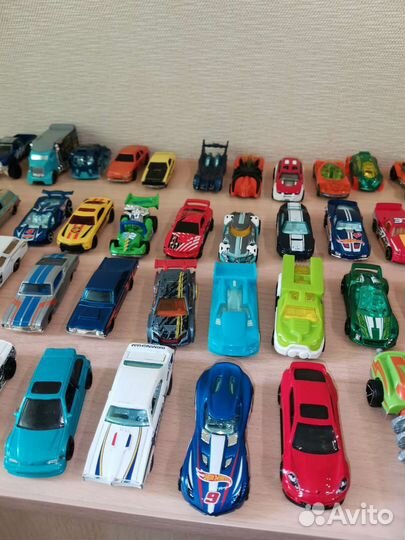 Коллекция hot wheels
