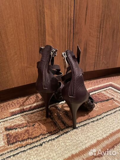 Босоножки женские 36 размер