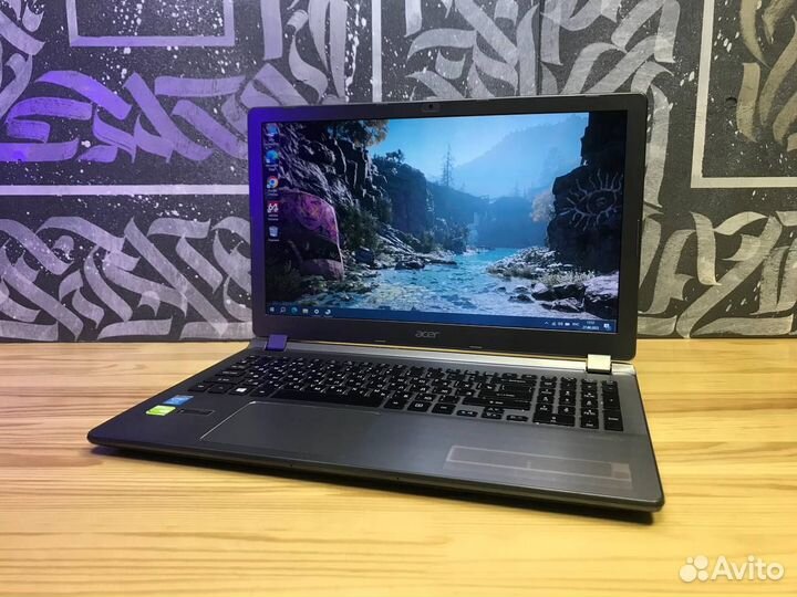 Мощный ноутбук Acer I7/2видеокарты/SSD/6gb
