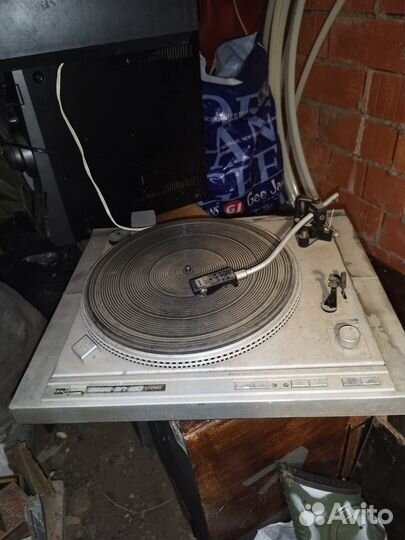 Проигрыватель винила