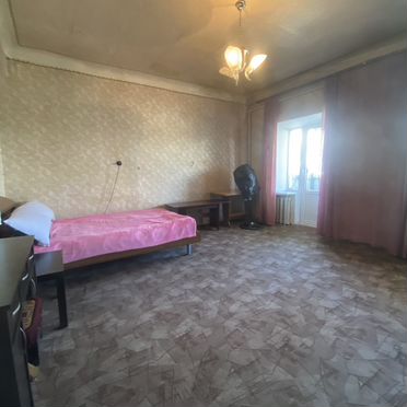 9-к. квартира, 185 м², 3/3 эт.
