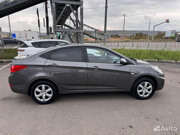 Hyundai Solaris 1.4 МТ, 2012, 190 000 км