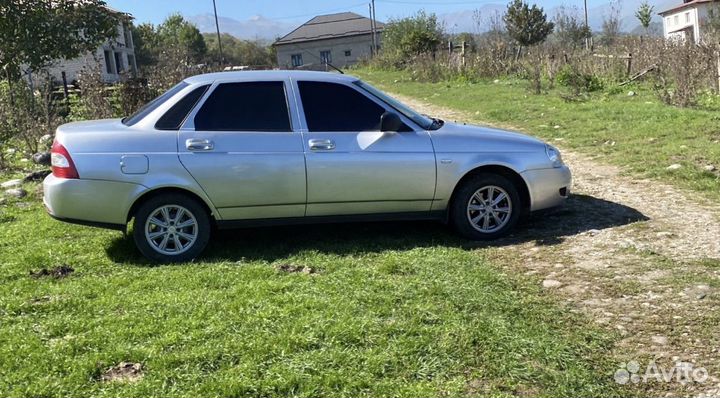 Лада приора 2015