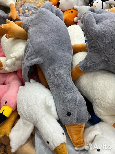 Гусь обнимусь мягкая игрушка разные