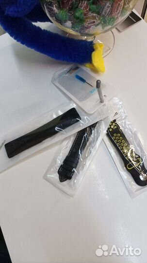 Ремешки для часов, фитнес трекеров