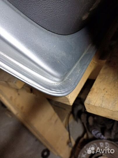 Дверь багажника Volkswagen Touareg 2002-2010