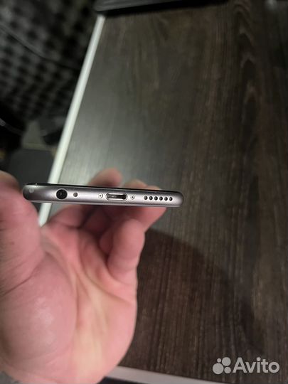 iPhone 6S, 32 ГБ
