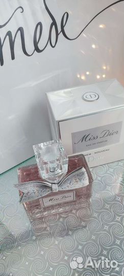 Парфюм Miss Dior Eau de Parfum (2021)