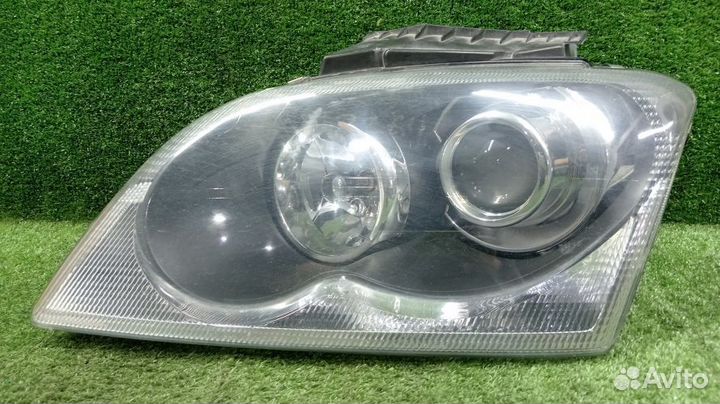 Фара Chrysler Pacifica Левая