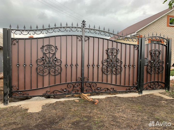 Ворота кованые