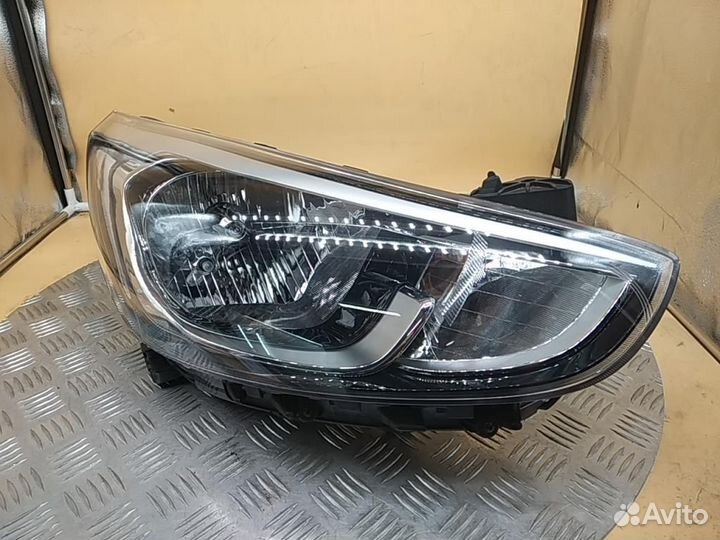 Фара правая Hyundai Accent/Solaris