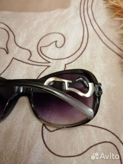 Солнцезащитные очки женские