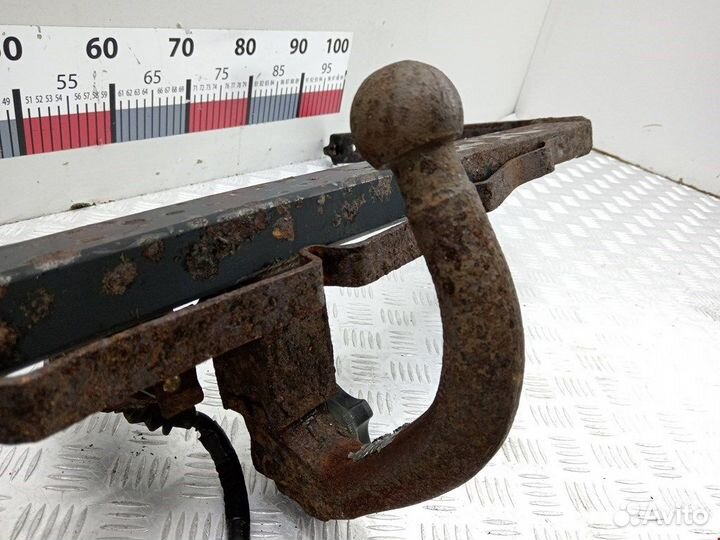 Фаркоп для Volkswagen Golf 4