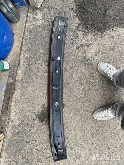 Крышка багажника на audi q7 с стеклом