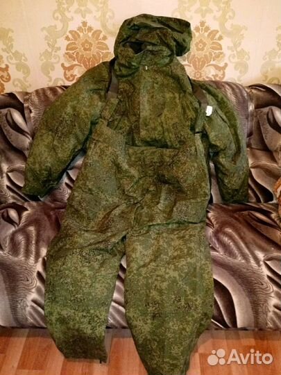 Военная одежда и обувь новая