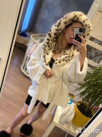 Пальто из экомеха