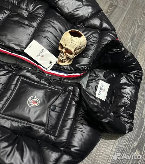 Пуховик moncler