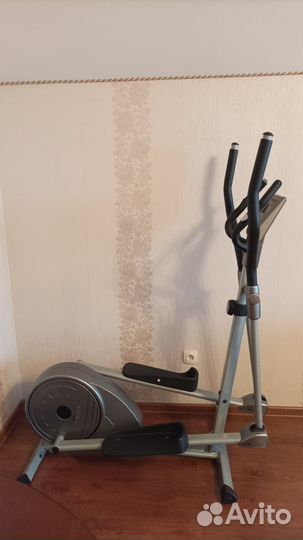 Продам эллиптический тренажер
