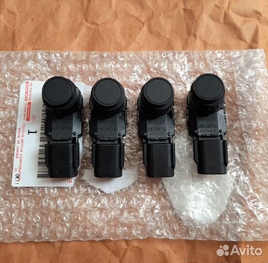 Датчик парковки парктроник Toyota Lexus Оригинал