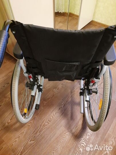 Инвалидная коляска