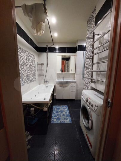 2-к. квартира, 52 м², 3/9 эт.