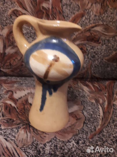 Ваза кувшинчик