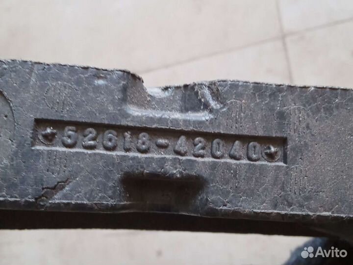 Абсорбер бампера Toyota RAV4 5261842040