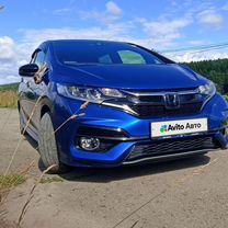 Honda Fit 1.5 AMT, 2018, 49 275 км, с пробегом, цена 1 570 000 руб.