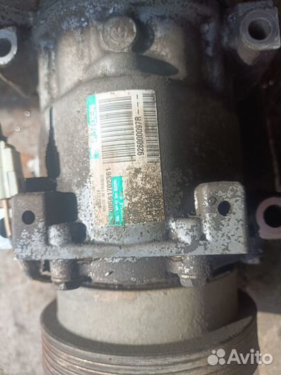 Компрессор кондиционера Renault Sandero 1 92600009