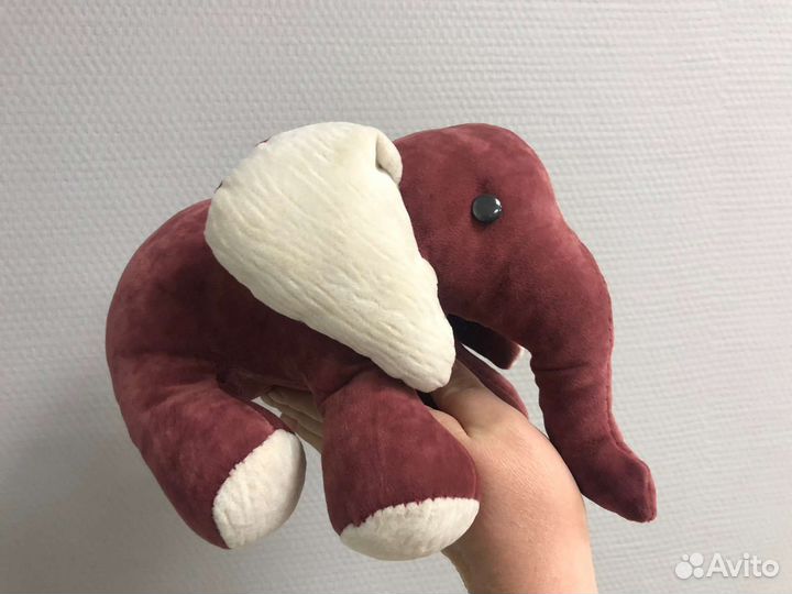 Игрушка слон
