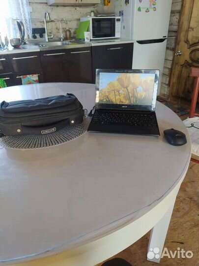 Нетбук acer aspire one