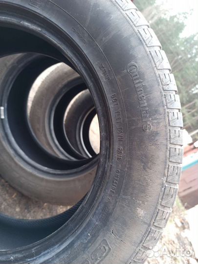 Continental ContiCrossContact LX 215/65 R16