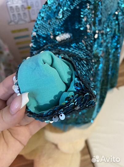 Потрясающее платье для маленькой принцессы