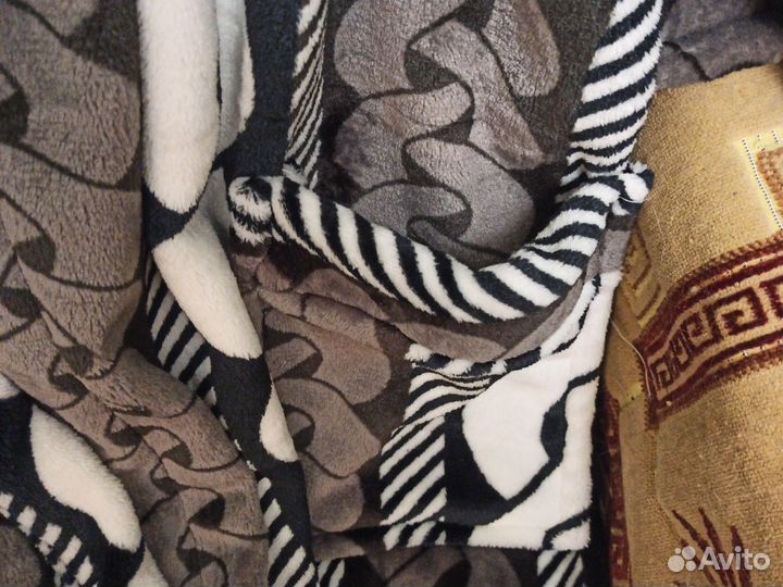 Халат махровый женский длинный52