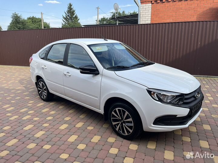 LADA Granta 1.6 МТ, 2024, 2 км