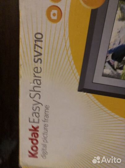 Цифровая фоторамка Kodak EasyShare SV710