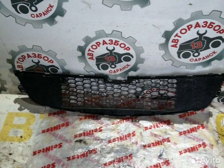 Решетка радиатора Chevrolet Cruze до 2012г