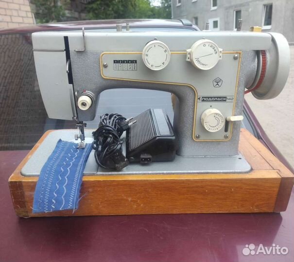Швейная машина Подольск 142