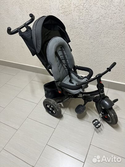 Трехколесный велосипед с родительской ручкой